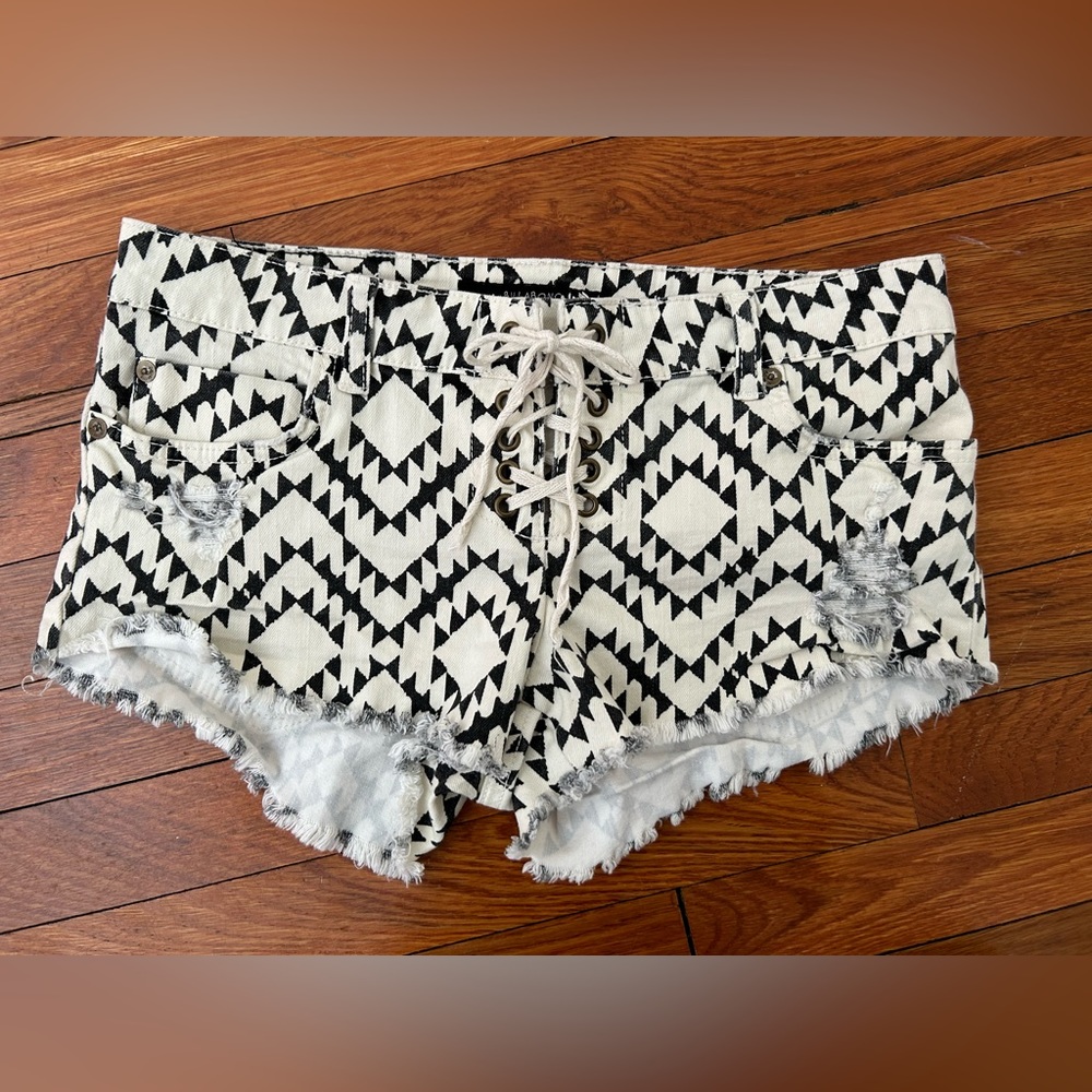 Billabong Lite Hearted Geometric Shorts